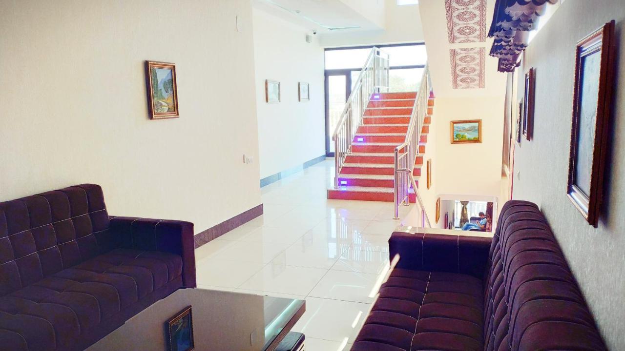 Hotel Buston Chkalovsk Exterior photo